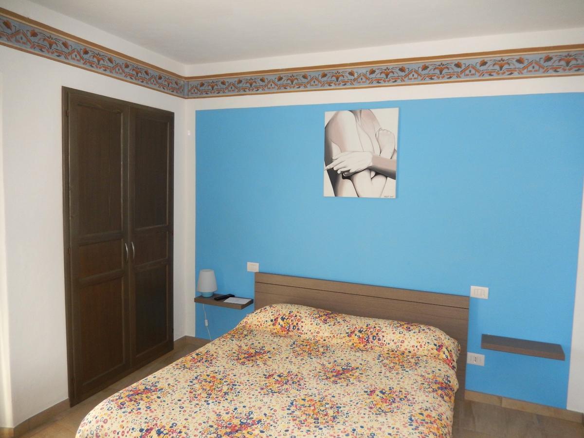 Le Colline Di Maggiora B&B Exterior photo